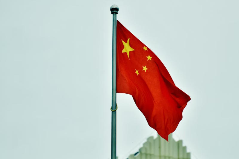 China und die USA haben keine großen Technologiegeschäfte abgeschlossen, was zu einem Ausverkauf von Mikrochip-Herstellern führte