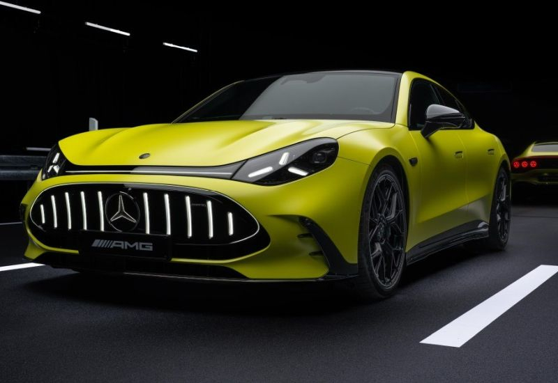 Mercedes-Benz debütierte den AMG GT – ein sportliches Elektro-Coupé, das in zwei Sekunden auf 100 km/h beschleunigt.