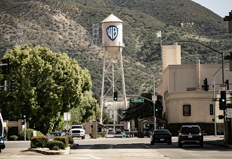 Paramount‑Skydance hat einen Kaufvertrag über Warner Bros Discovery im Wert von 110 Milliarden Dollar abgeschlossen.