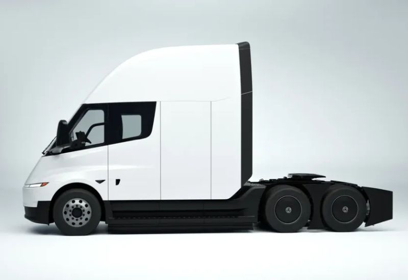 Tesla Semi-Lkw sind mit Batterien geringer Kapazität ausgestattet, aber ihre Reichweite bleibt unverändert