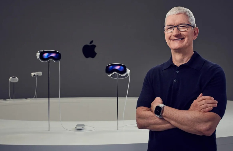 Tim Cook feiert das 50-jährige Jubiläum von Apple, lobt die Erfolge des Unternehmens und erwähnt Steuern auf Importe sowie seine eigene Rente.