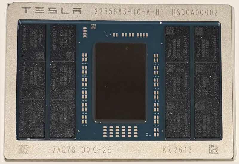 Tesla entwickelt einen aktualisierten Bordcomputer für den Autopiloten mit doppeltem Speicherumfang.