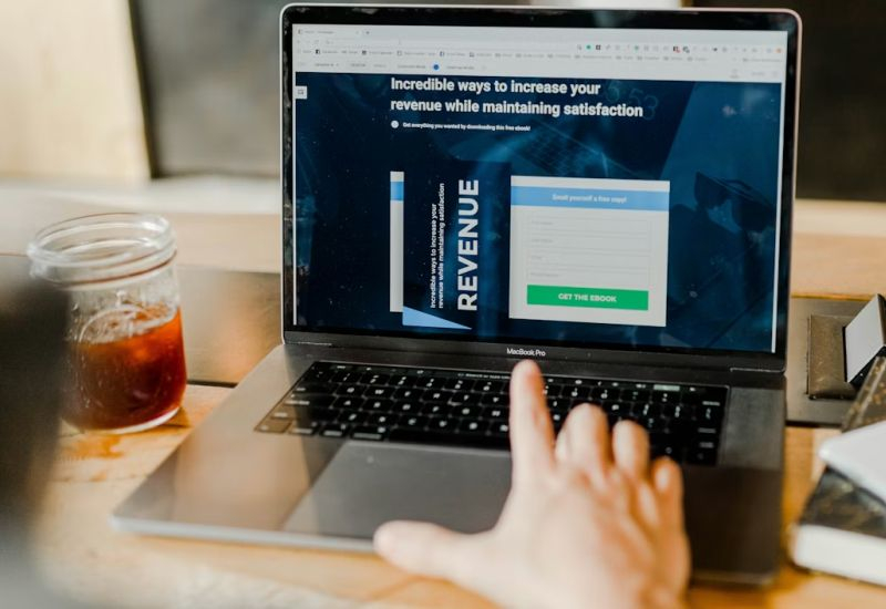 KI-Anwendungen generieren bei der Einführung mehr Einnahmen als traditionelle, aber ihre Nutzerbindung sinkt schnell.