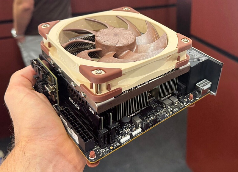 Die Noctua hat einen kompakten, leistungsstarken Kühler für AM5 mit einem kompletten 120‑mm-Lüfter vorgestellt.