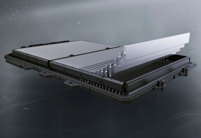 Der chinesische Hersteller BYD hat die neue Blade Battery 2.0 auf Basis von Lithium-Eisenphosphat (LiFePO₄) vorgestellt: sie lädt sich in nur neun Minuten bis zu 97 % vollständig auf.