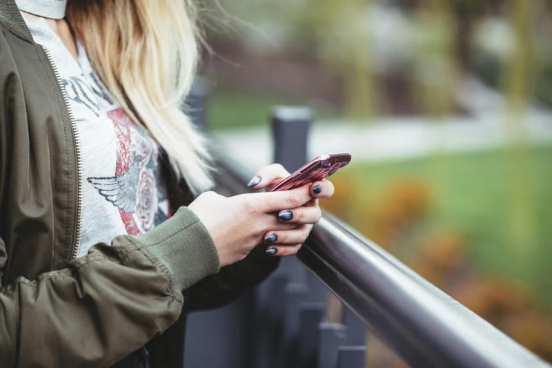 Instagram deaktivierte die Ende‑zu‑End‑Verschlüsselung für persönliche Nachrichten von Benutzern.