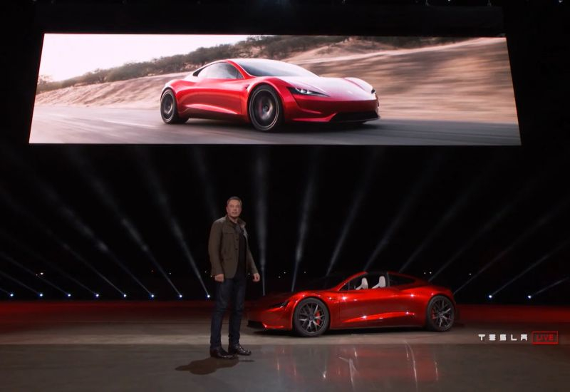 Mask hat wieder betrogen: Tesla verschiebt die Einführung des Roadsters und das vollständige autonome Fahrassistenzsystem FSD erneut.