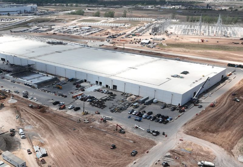 Die Megafabrik Terafab von Elon Musk beginnt mit der Herstellung von Chips nach dem 14‑Angstrom-Prozess Intel 14A.