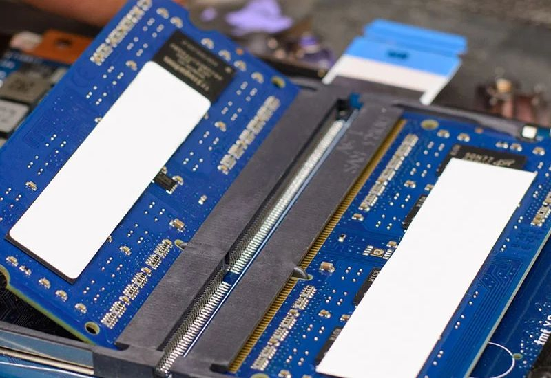 Der Mangel an Speicher eröffnet chinesischen Unternehmen Zugang zu HP-, Dell-, Acer- und Asus-Laptops.