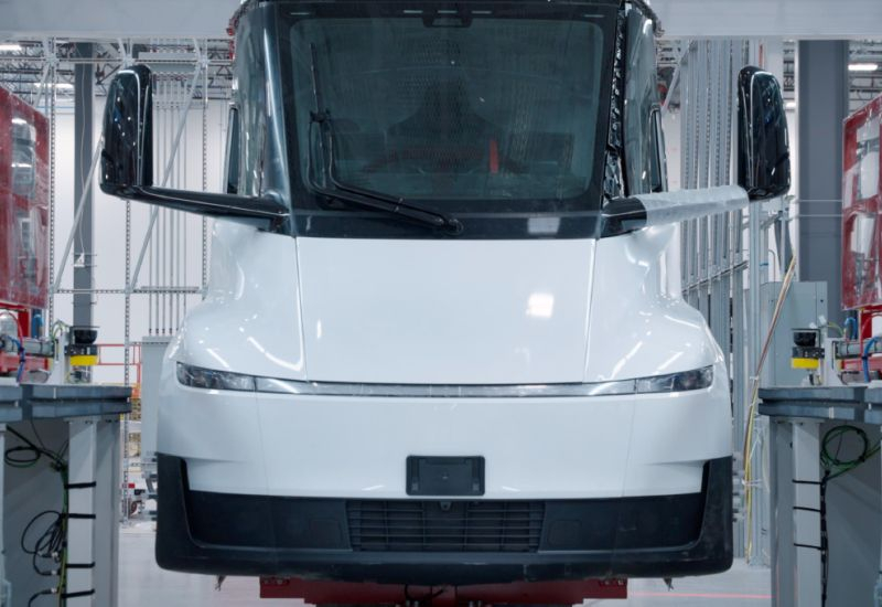 Die Tesla 4680-Batterien zeigten schlechtere Leistungen als die Konkurrenz, trotz der Aussagen von Elon Musk über ihre Überlegenheit