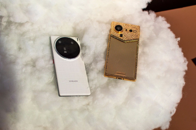 Dreame hat eine neue Dreier-Smartphone-Linie vorgestellt: der Flagship RS1 zeichnet sich durch ein ungewöhnliches Design und einen Snapdragon 8 Elite Gen 5 Prozessor aus.