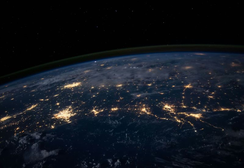 Die USA setzen weltweit „KI-Messenger“ ein: Trump startete das Tech Corps, um Einfluss zu stärken und China einzudämmen