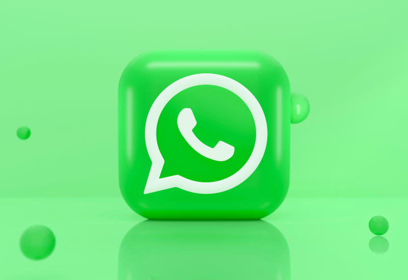 WhatsApp hat ein kostenpflichtiges Plus-Abonnement für iOS eingeführt, das neue Themen, Symbole und 18 Farbvarianten bietet