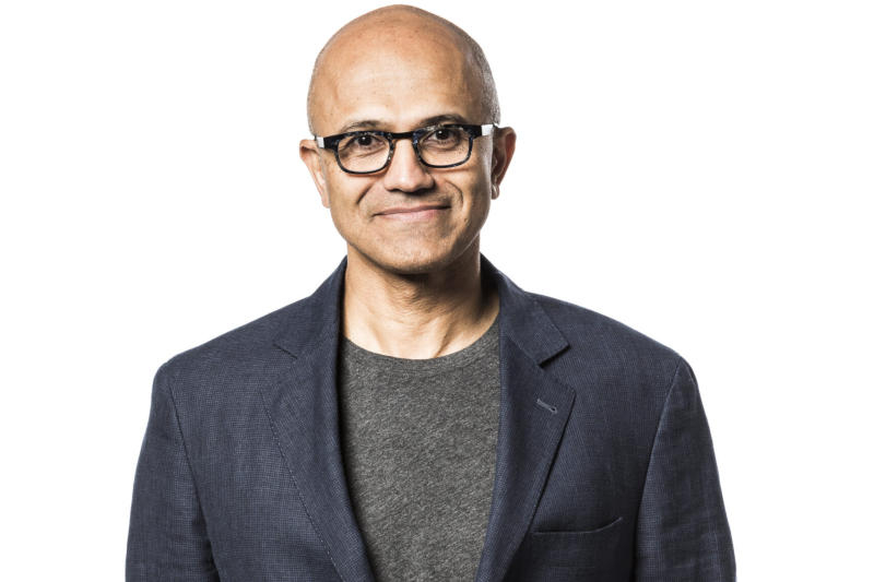 Satya Nadella von Microsoft hat den „Roter Code“ für Copilot eingeführt